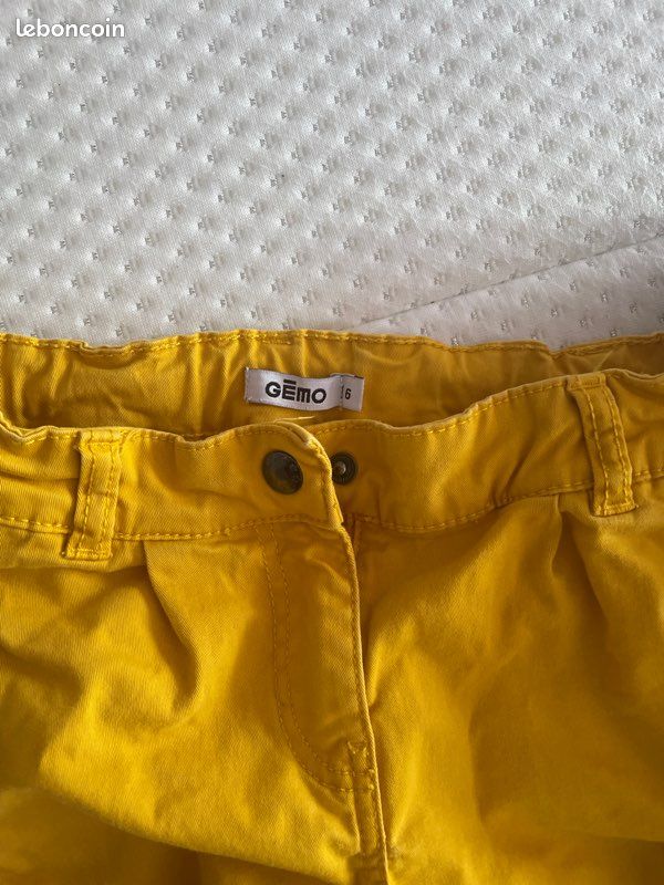 Lot de deux pantalon 6ans (image 3)