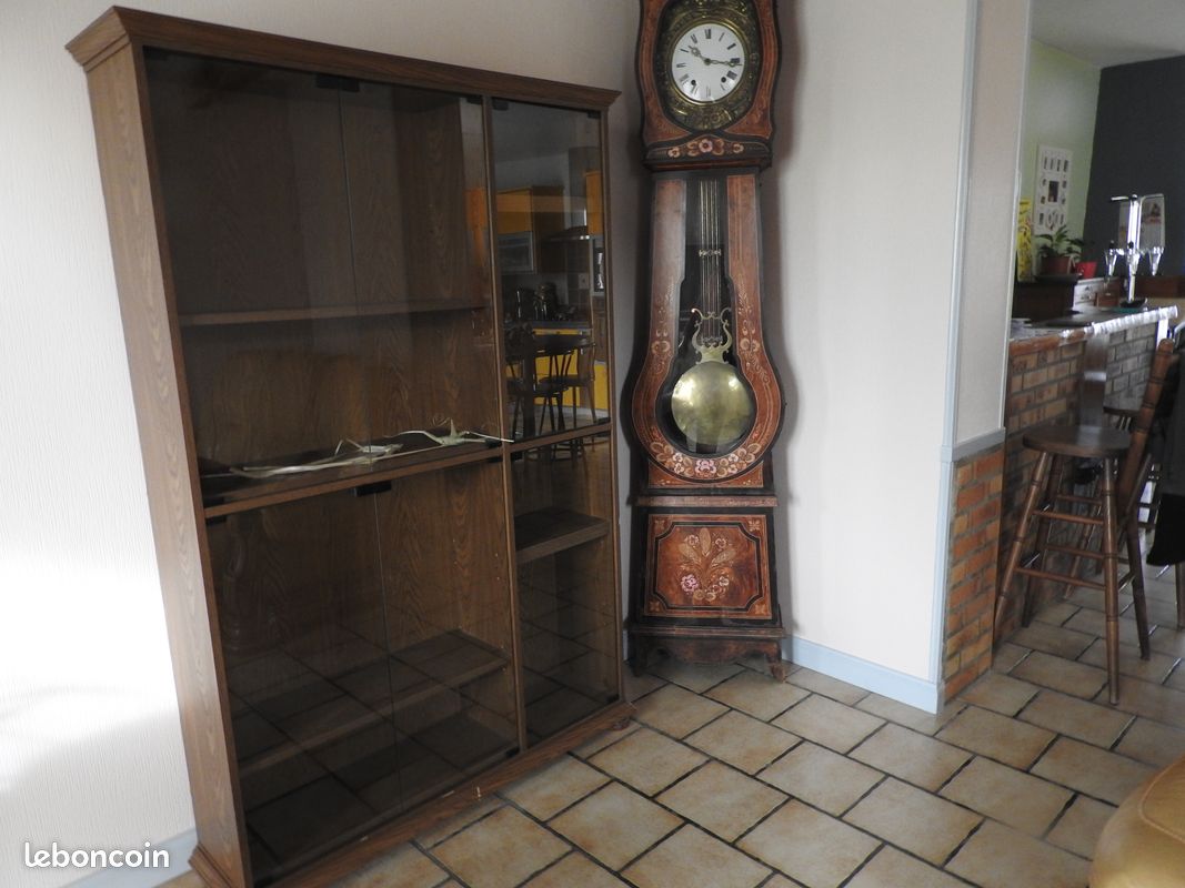 Vitrine (image 1)