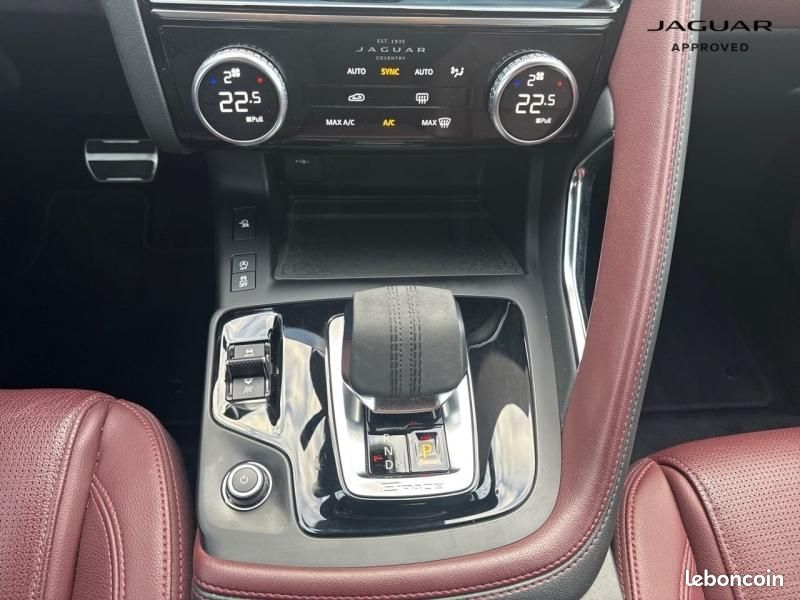 Jaguar E-Pace P200 FlexFuel MHEV R-Dynamic SE BVA AWD (image 15)