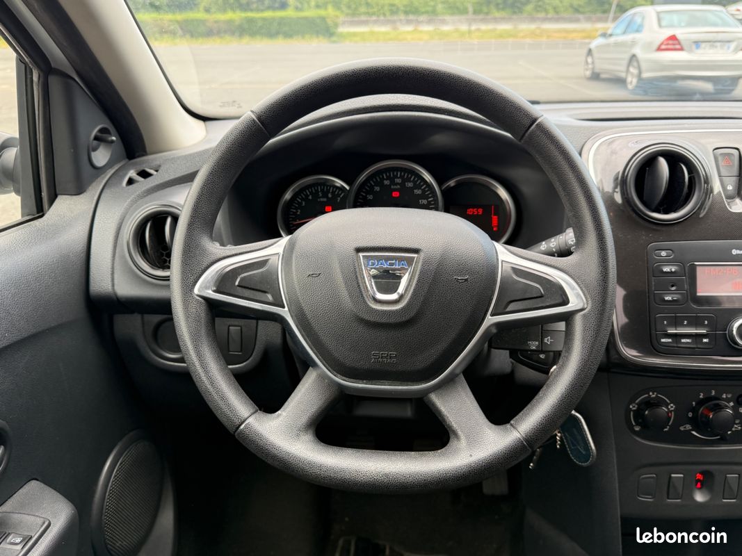 DACIA SANDERO 1.5 DCI 75 ch AMBIANCE - VITRE ELECTRIQUE - DISTRIBUTION POUR LA VENTE (image 15)