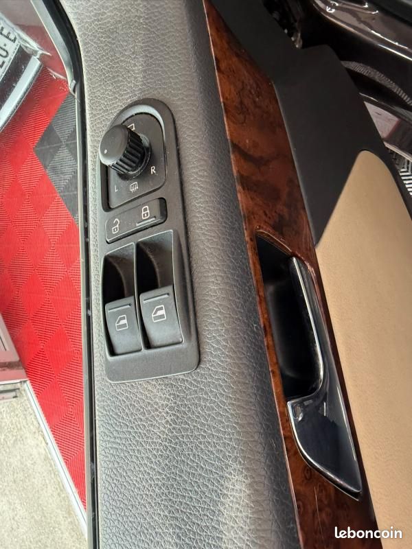 Volkswagen T5 Multivan 2.0 BiTDi 180 CV. 16V DSG7 7 PLACES MOTEUR NEUF (image 19)