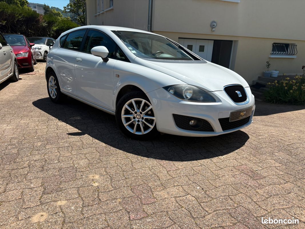 Leon 1.6 TDI 105 Start/Stop Style GARANTIE 12 MOIS (image 1)