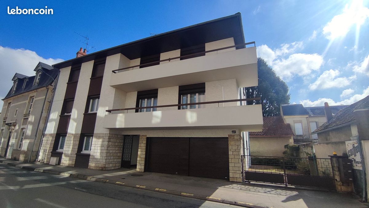 Appartement 4 pièces 108 m² · à Nevers · 108 m² · 880 €/mois
