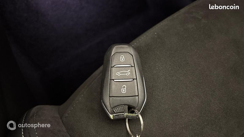 Peugeot 5008 Hybrid 136ch GT e-DCS6 (image 16)
