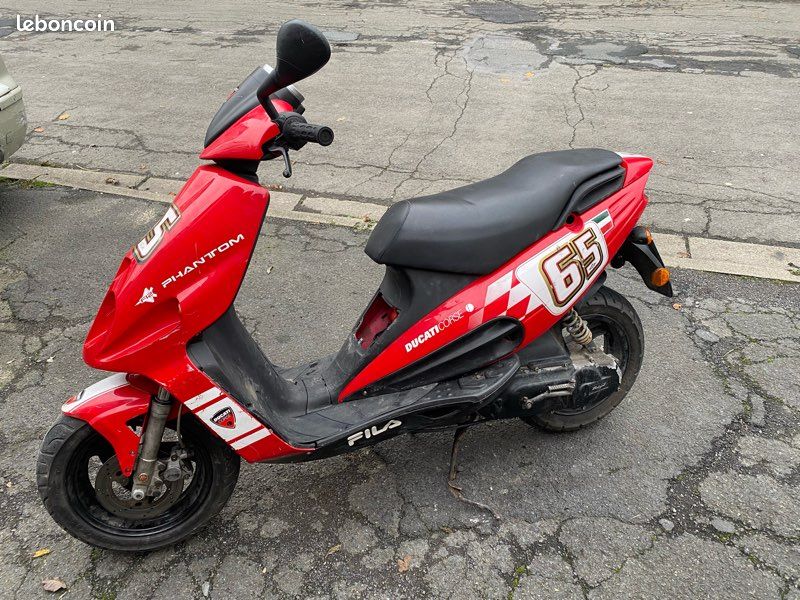 Malaguti F12 Phantom 50 Phantom F12 Ducati Malaguti F12 Phantom 50