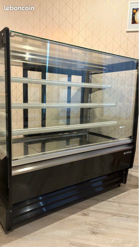 Vitrine réfrigérée professionnelle (image 1)