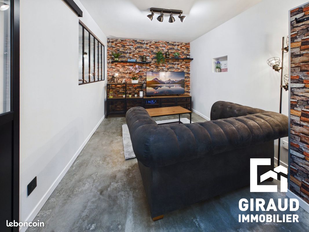 Appartement 2 pièces 33 m² · à Fontenay-le-Comte · 33 m² · 650 €/mois