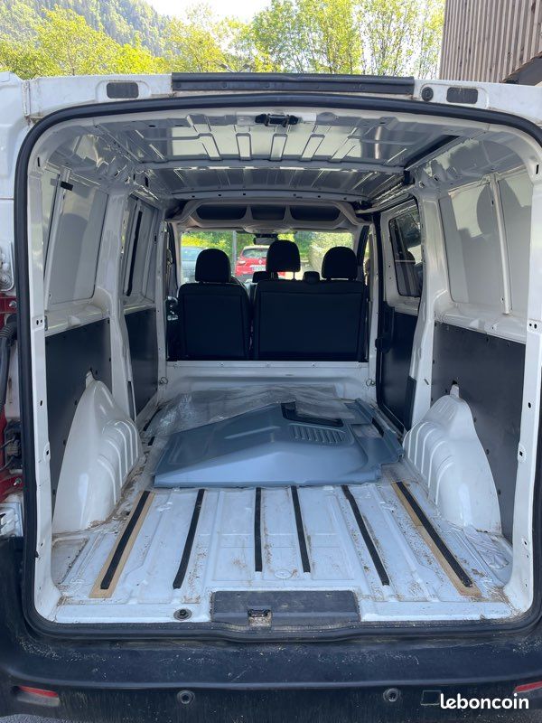 CITROËN Jumpy - II VUL L2H1 2.0 HDi 16V FAP Fourgon moyen 163 cv BOÎTE AUTOMATIQUE (image 7)