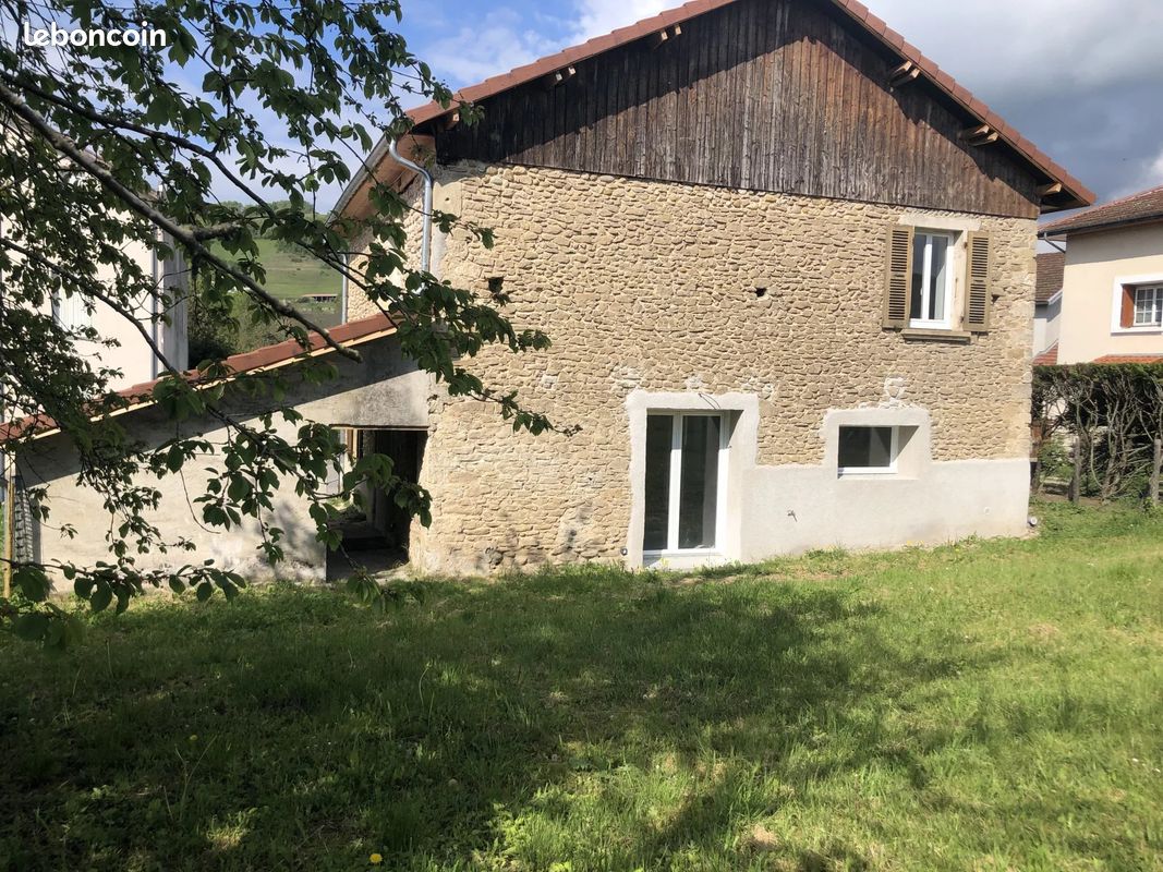 Maison 4 pièces 149 m² · à Varacieux · 149 m² · 244 000 €