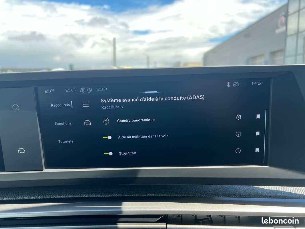 Peugeot 3008 1.2 hybrid 145 e-dcs6 allure (image 25)