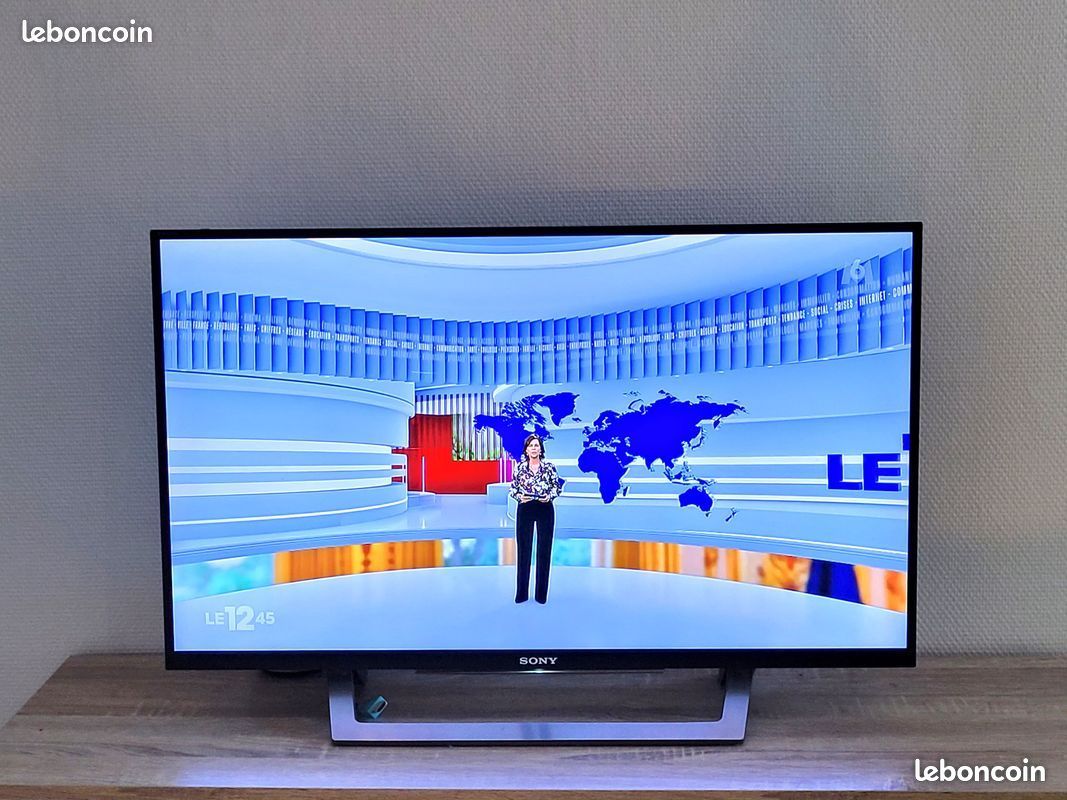 TV connectée Sony Bravia 32" (image 1)