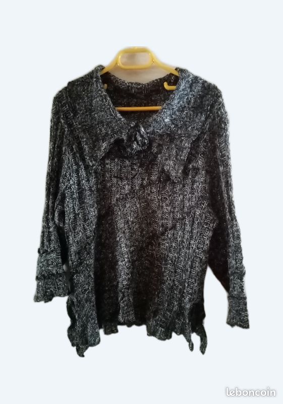 Beau pull gris chiné. Taille : 3 (44). Bon état (image 1)