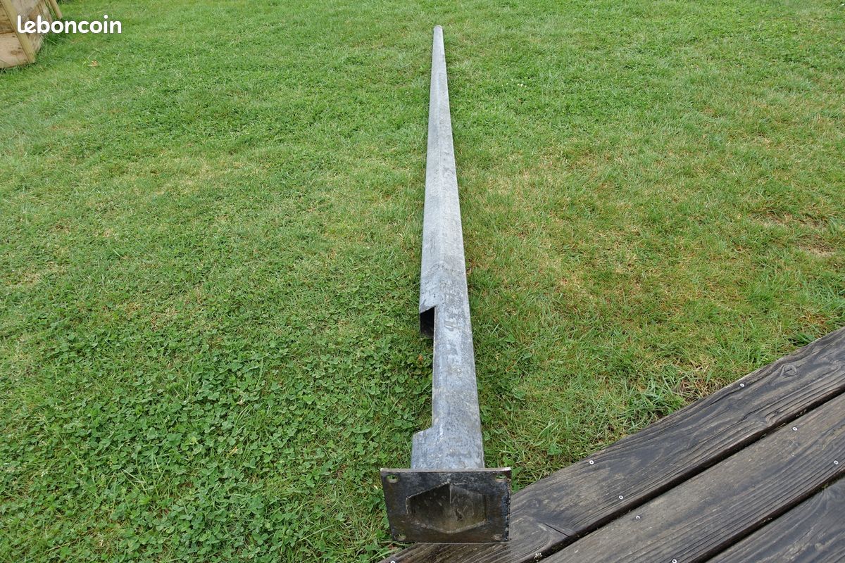 Mât pour éclairage extérieur (image 2)