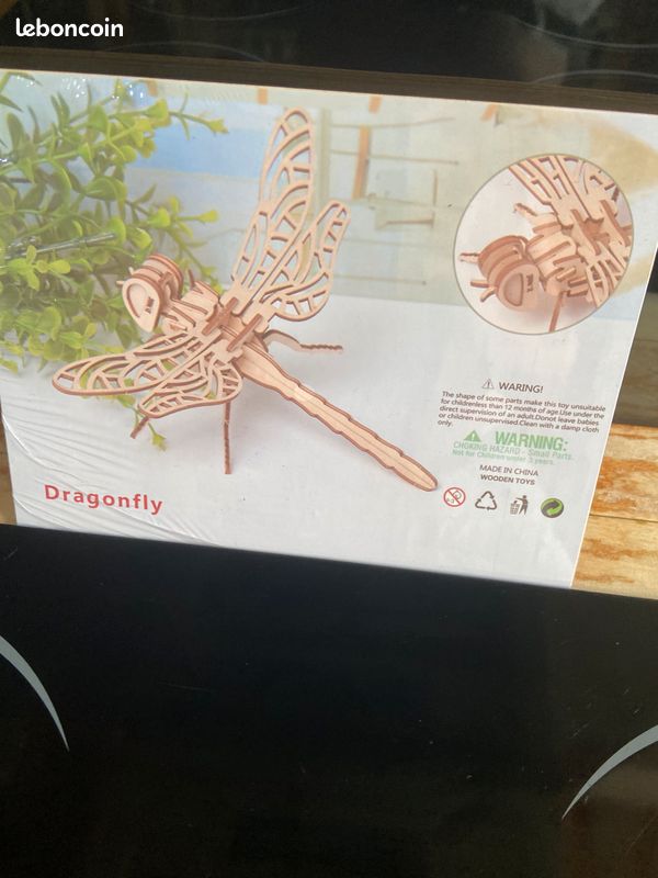 Maquette en bois dans son emballage scellé (image 14)