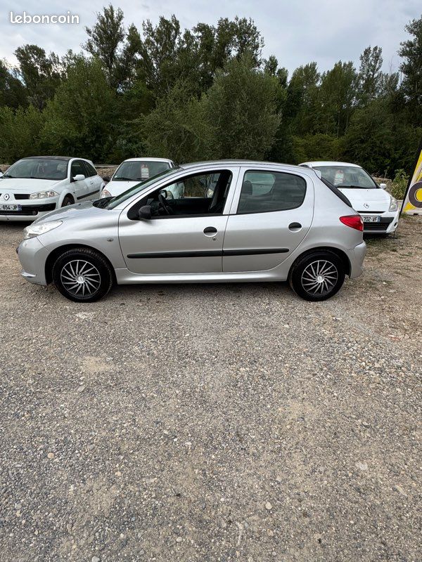 206 + garanti Embrayage et courroie distribution neufs (image 4)