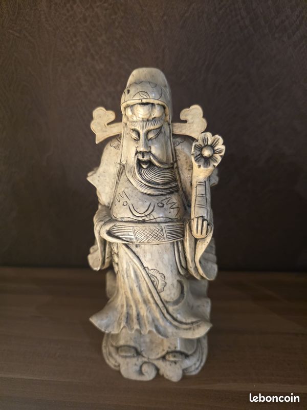 Lot de 3 statuettes vietnamiennes – Sagesse & décoration zen (image 2)