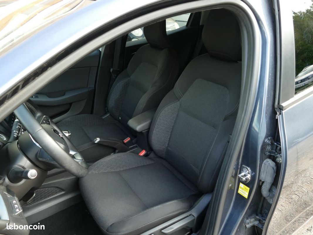 Renault clio v tce 100 zen bvm5 (image 12)