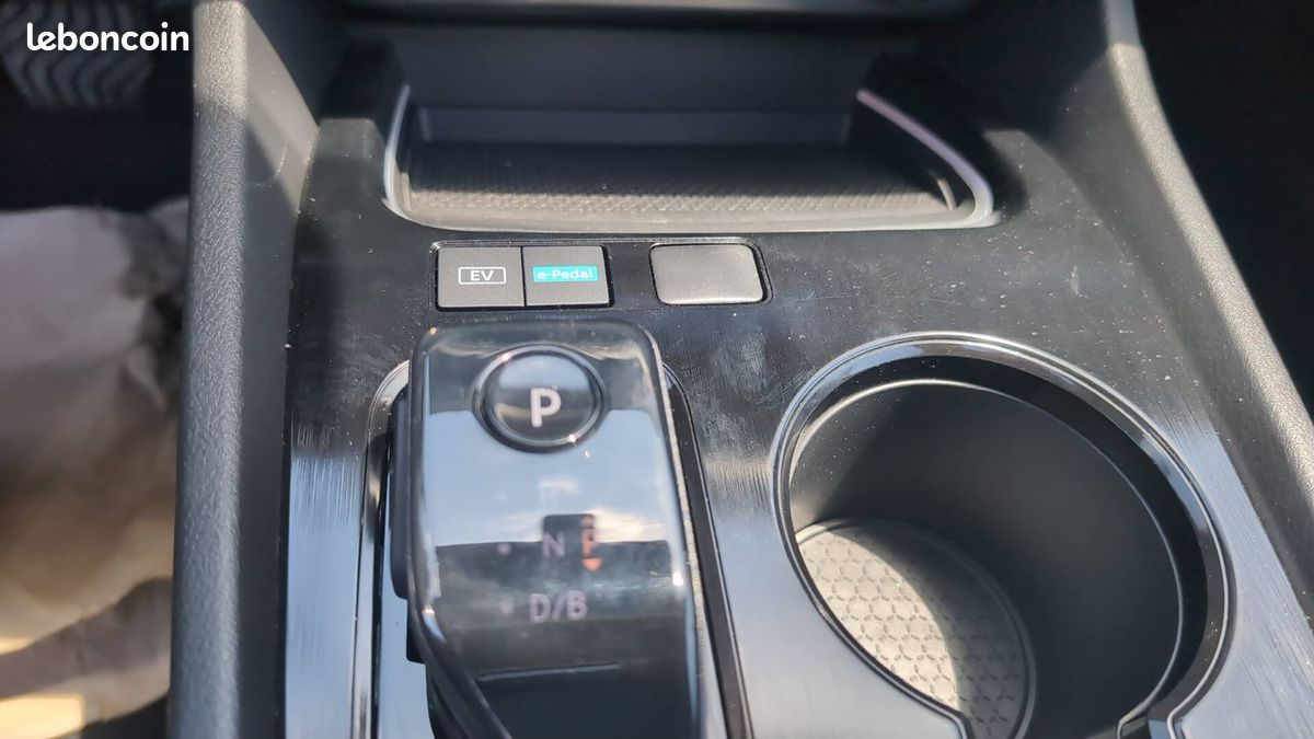 NISSAN X-Trail e-POWER 204 ch N-Connecta (image 20)