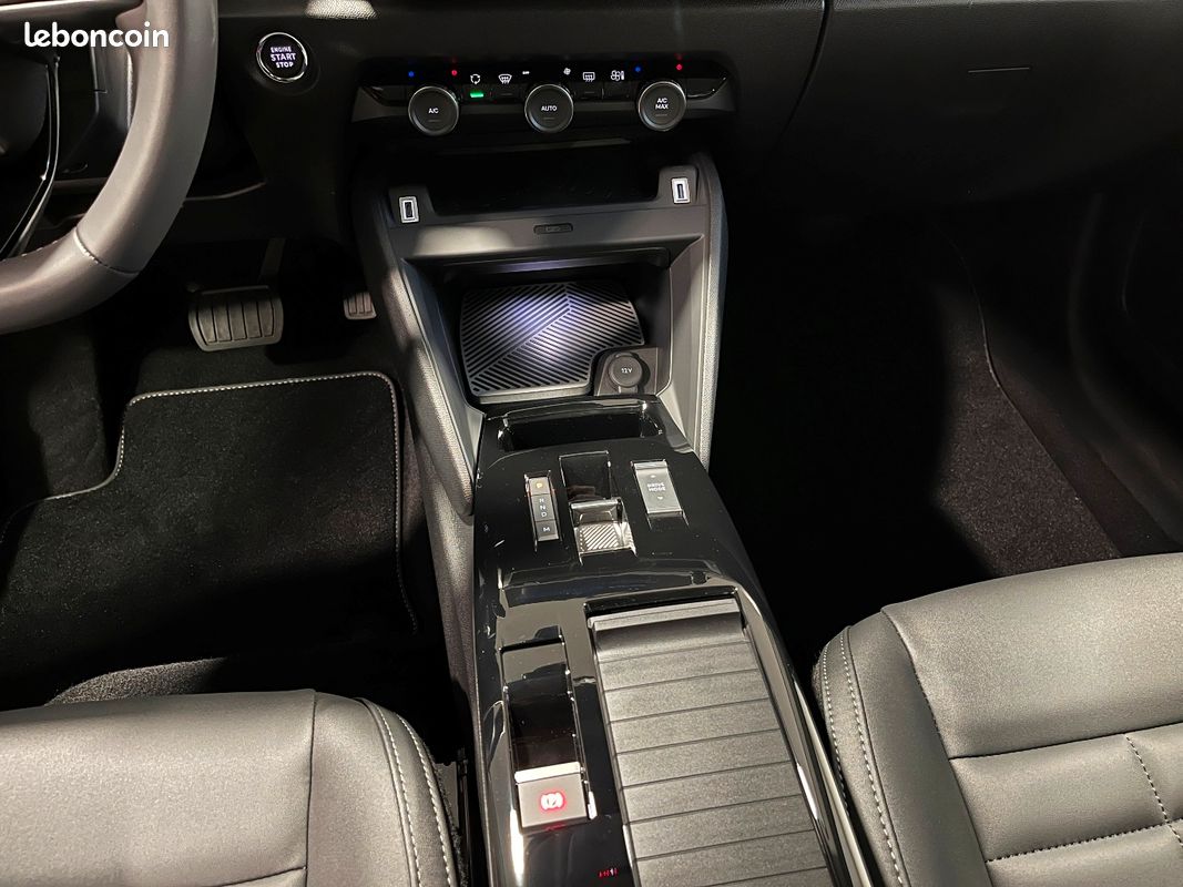 Citroen C4 1.2 HYBRIDE 145 S&S MAX AUTOMATIQUE (image 13)