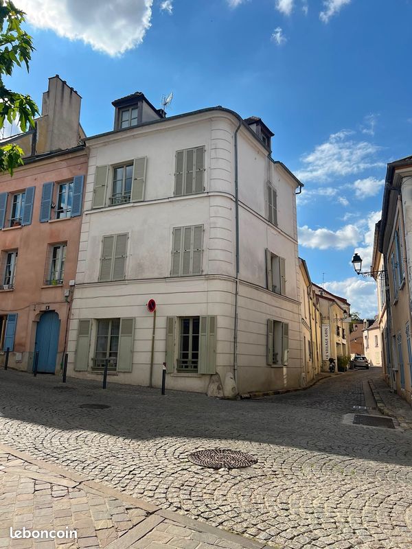 Appartement 4 pièces 95 m² · à Marly-le-Roi · 95 m² · 2 240 €/mois