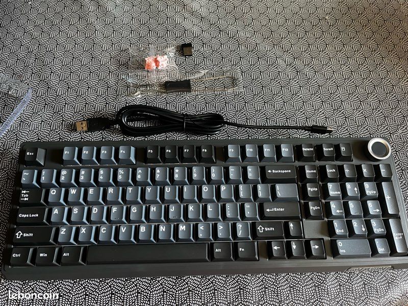 Clavier gaming mécanique solakaka k99 pro RGH - NEUF (image 1)