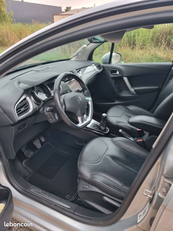 Citroën C3 1.6 vti 120 cv Exclusive full option cuir (image 3)