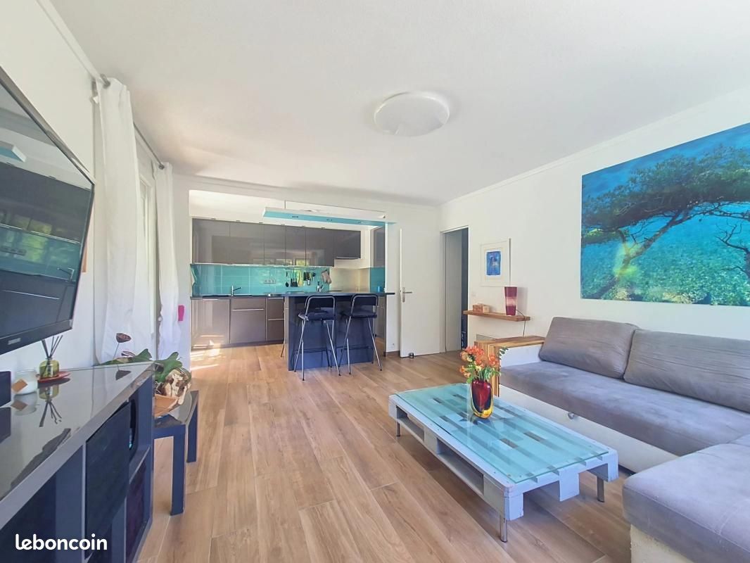 Appartement 127 m² · à Marseille · 127 m² · 345 000 €