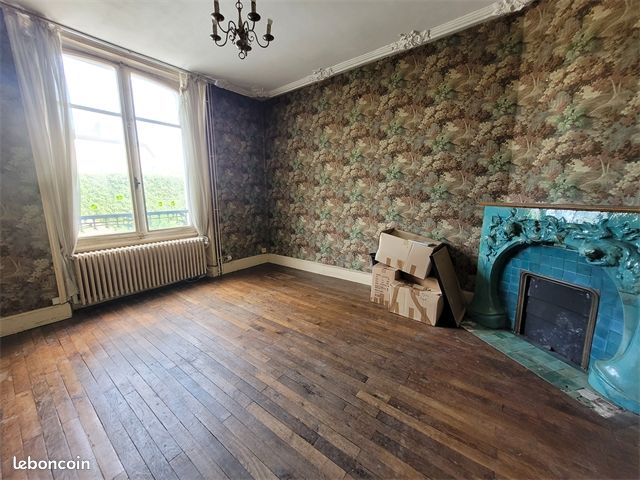 Maison 11 pièces 228 m² · à Lunéville · 228 m² · 167 000 €