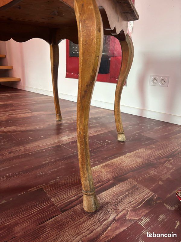 Table (image 2)