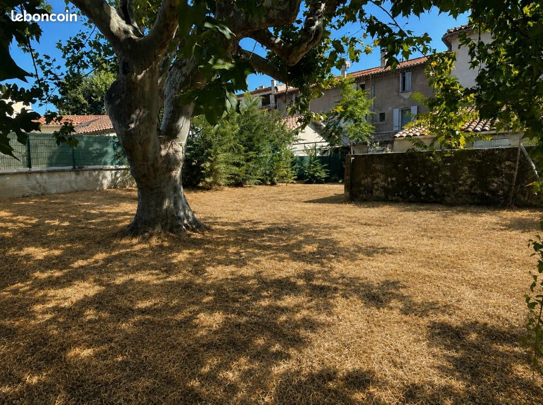 Terrain 333 m² La Bouilladisse · 175 000 €