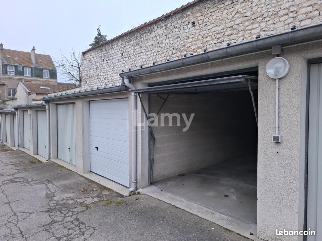 Parking 8 m² · à Reims · 8 m² · 99 €/mois