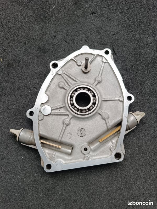 Carter gauche SANS les vis niveau moteur subaru 211 kx21 ex21 karting ufolep jeunes (image 3)