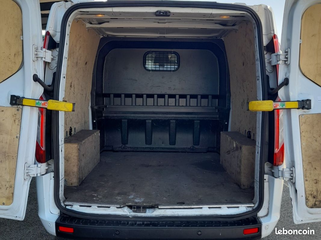 Ford transit custom cabine approfondie 6 places l2h1 130cv trend business prix 19000 euros ht (image 10)