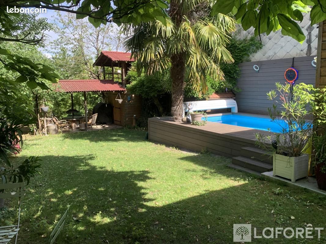 Maison 5 pièces 160 m² · à Livry-Gargan · 160 m² · 483 000 €
