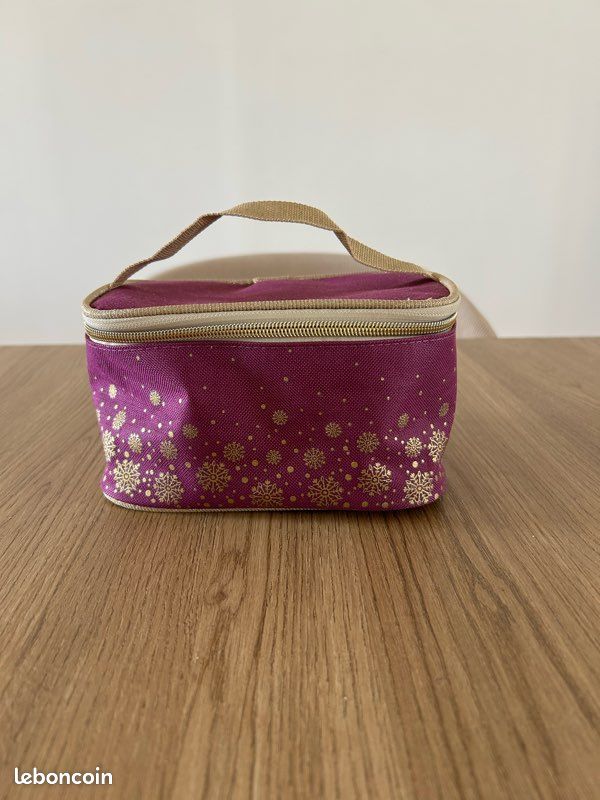 Trousse de toilette (image 1)