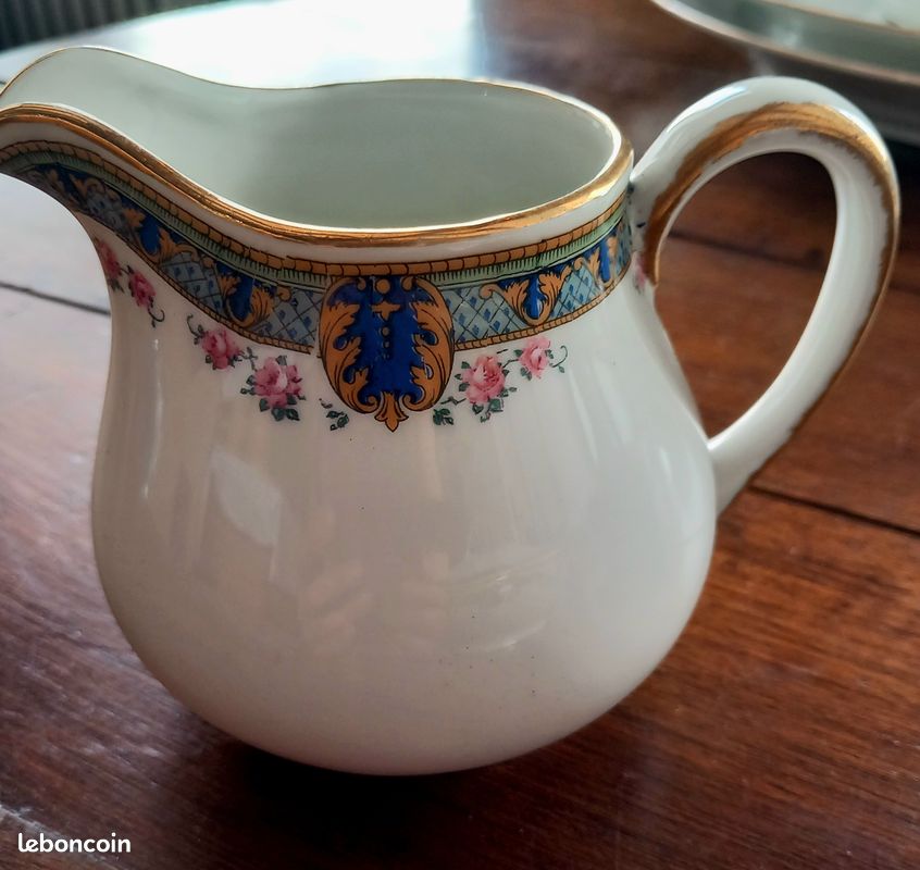 Pichet Pot lait LIMOGES Porcelaine (image 1)