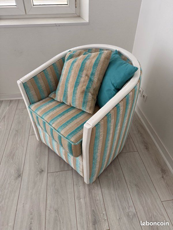 Fauteuil en tissu (image 5)