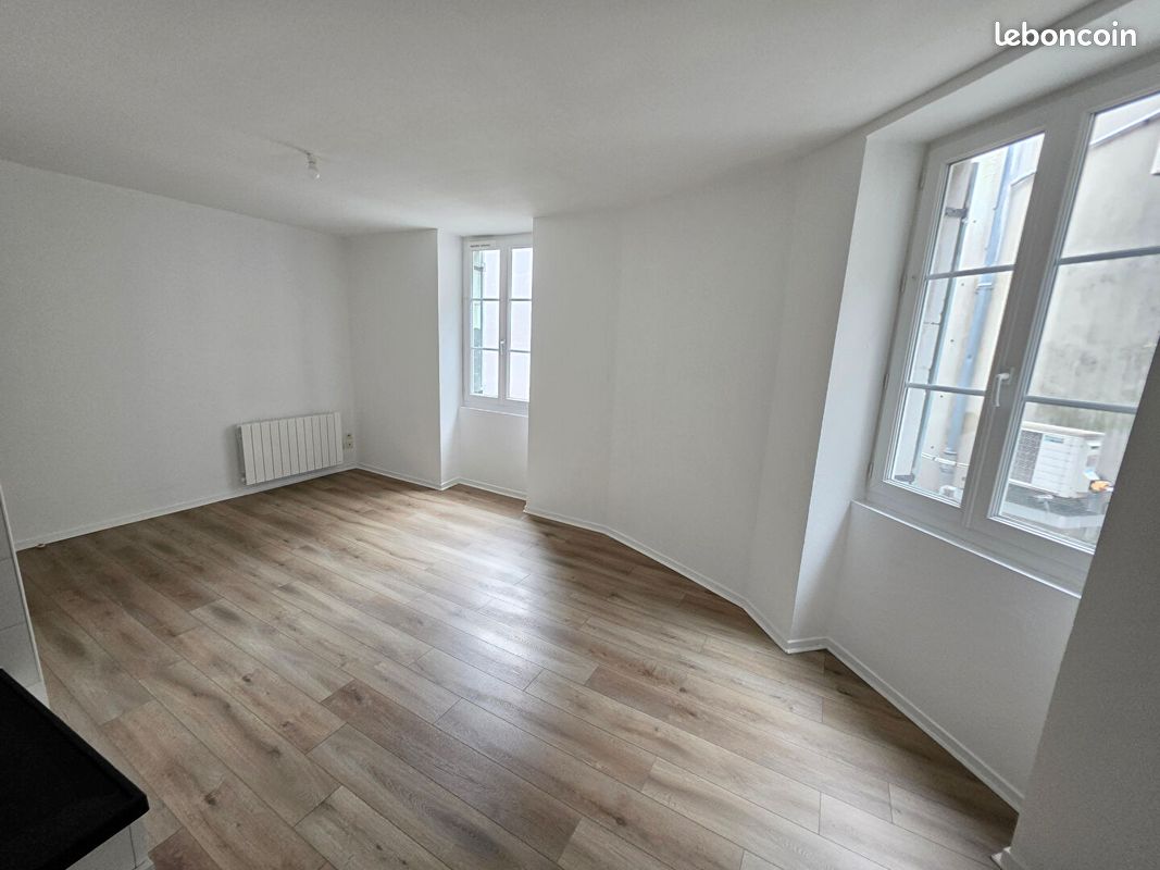 Appartement a louer oyonnax - 2 pièce(s) - 37 m2 - Surfyn