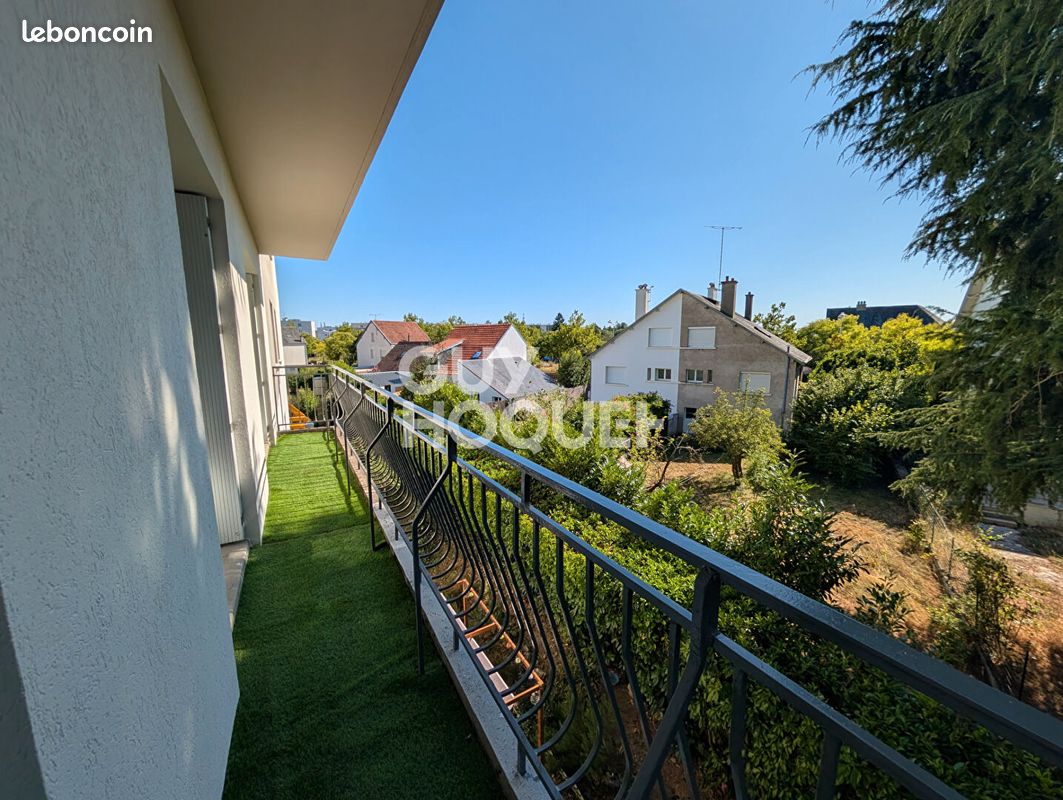 Appartement 4 pièces 98 m² · à Saint-Cyr-sur-Loire · 98 m² · 990 €/mois