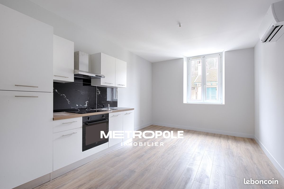 Appartement 2 pièces 31 m² · à Tenay · 31 m² · 425 €/mois