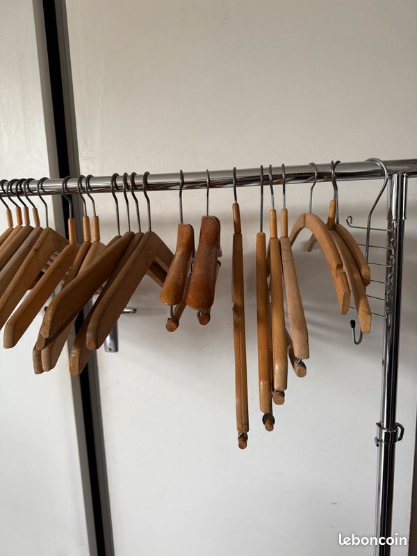 Cintres en bois à l’unité (image 4)