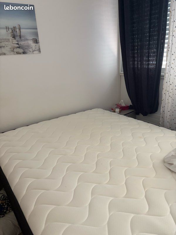 Matelas 160 (image 1)