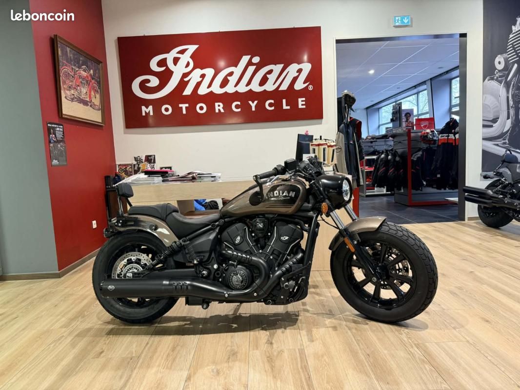 Indian SCOUT BOBBER 1250 LIMITED + TECH (image 1)