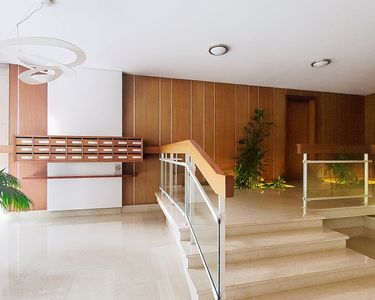 Appartement 670 000 € - 124 m²