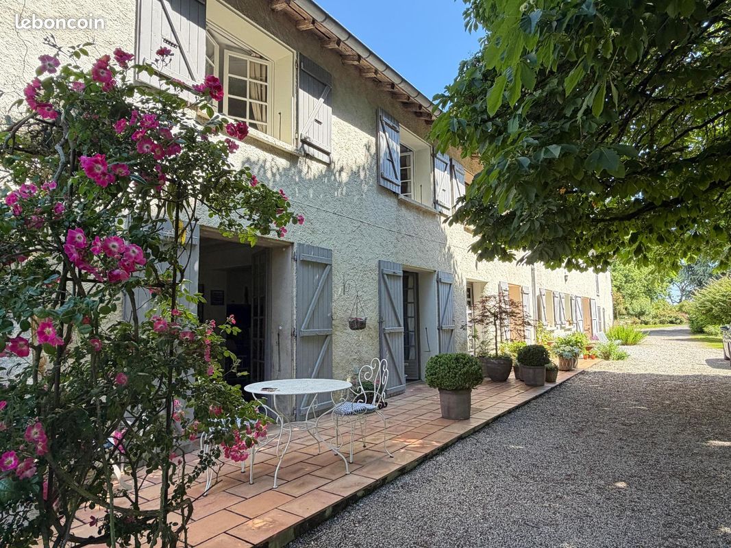 Maison 9 pièces 412 m² · à Montans · 412 m² · 795 000 €