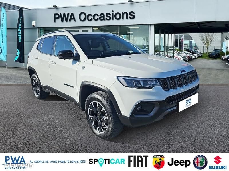 Jeep Compass 1.3 Turbo T4 240ch PHEV 4xe Trailhawk AT6 eAWD (image 3)