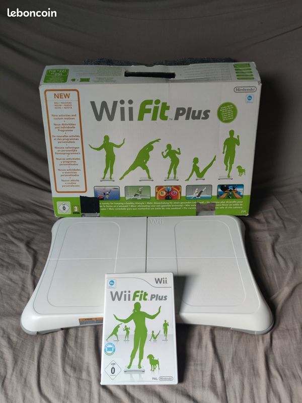 Ensemble console de jeu Wii Nintendo, Wii Fit plus, jeu et volant Mario kart (image 3)