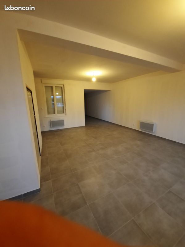 Maison 3 pièces 100 m² · à Isbergues · 100 m² · 650 €
