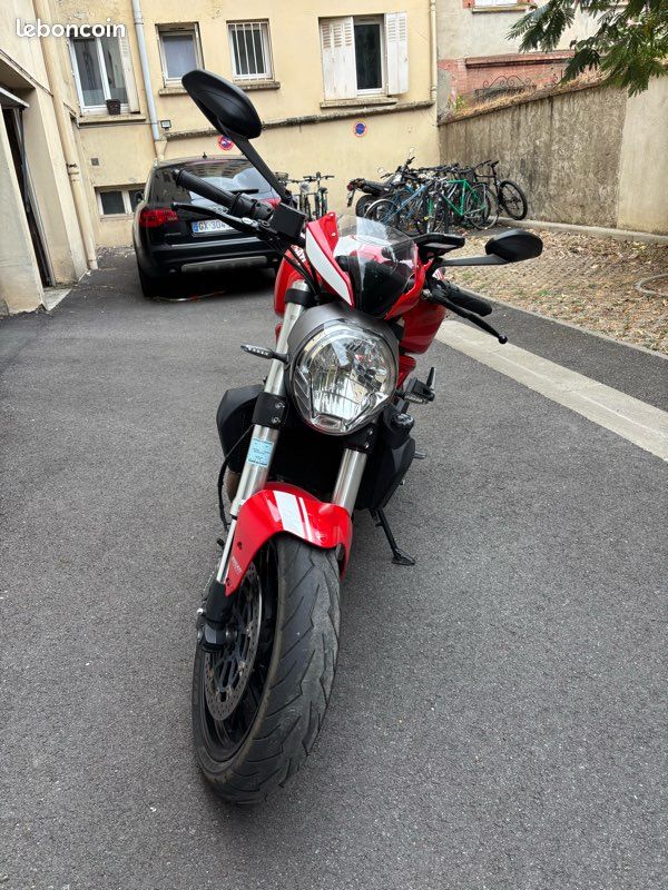 Ducati Monster 821 stripe ABS (image 3)