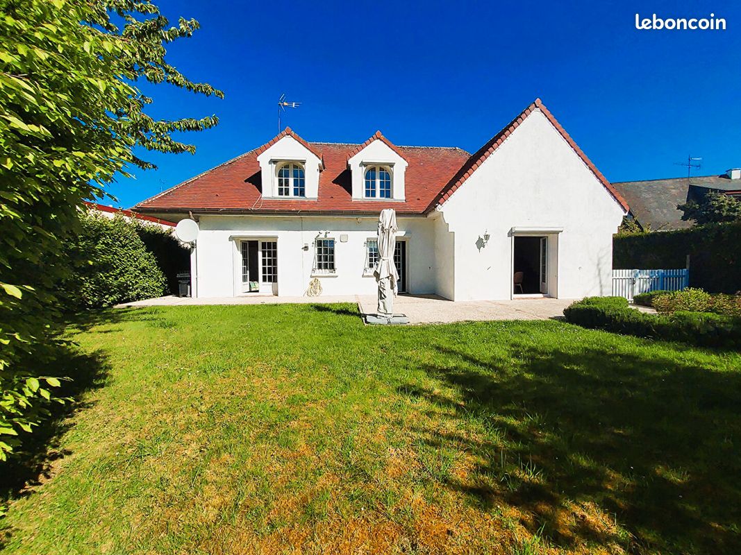 Maison 7 pièces 192 m² · à Saint-Quentin · 192 m² · 318 500 €
